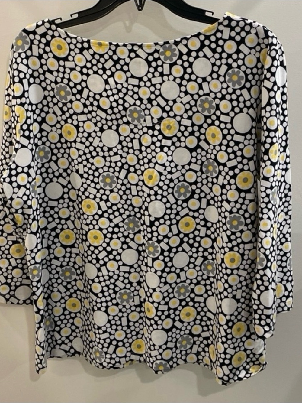 Ruby Rd. Black Floral Dot Print Top with Yellow & Gray Accents Size L - Picture 3 of 3